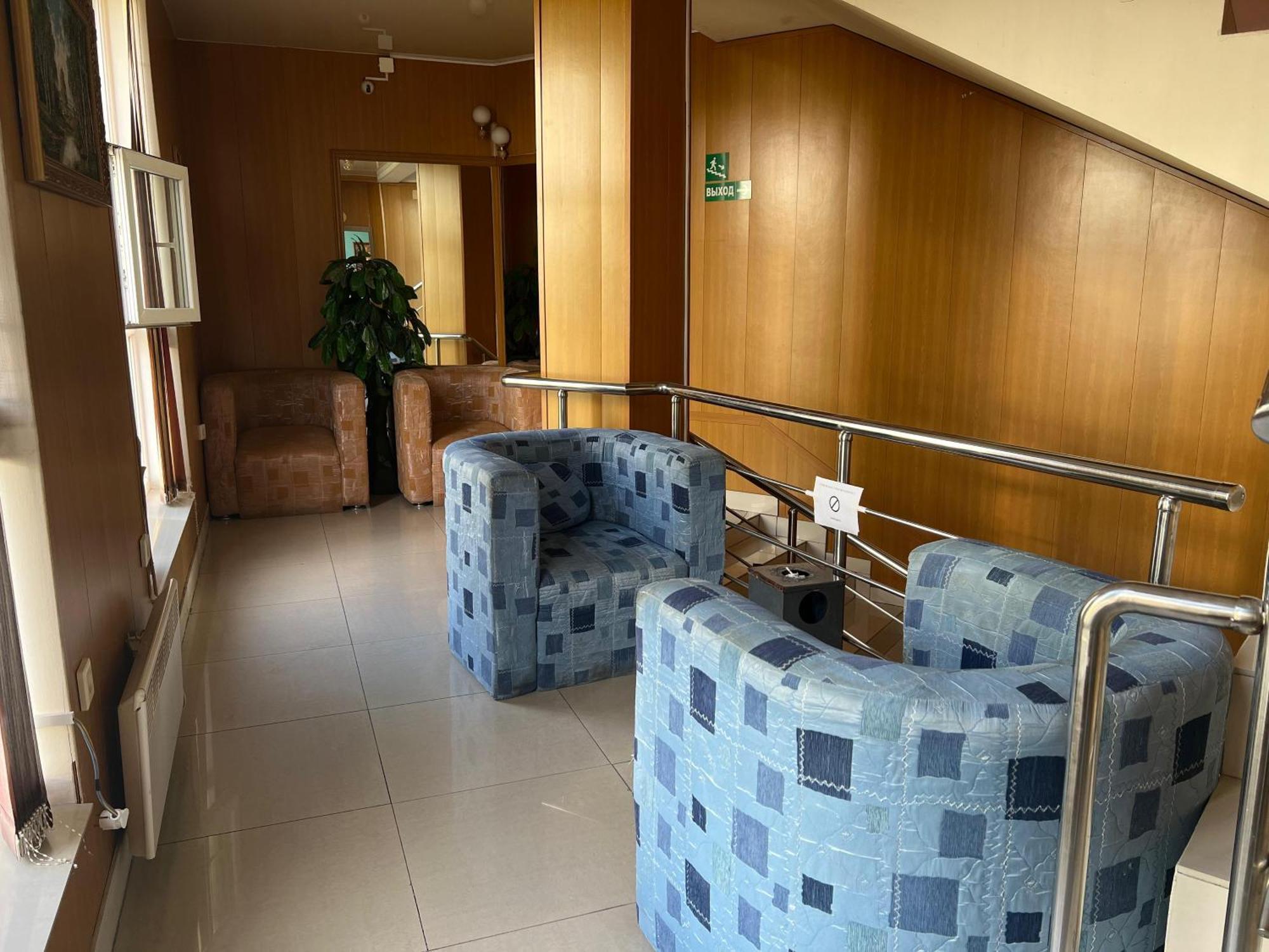 Three Dolphins Hotel Актау Екстер'єр фото