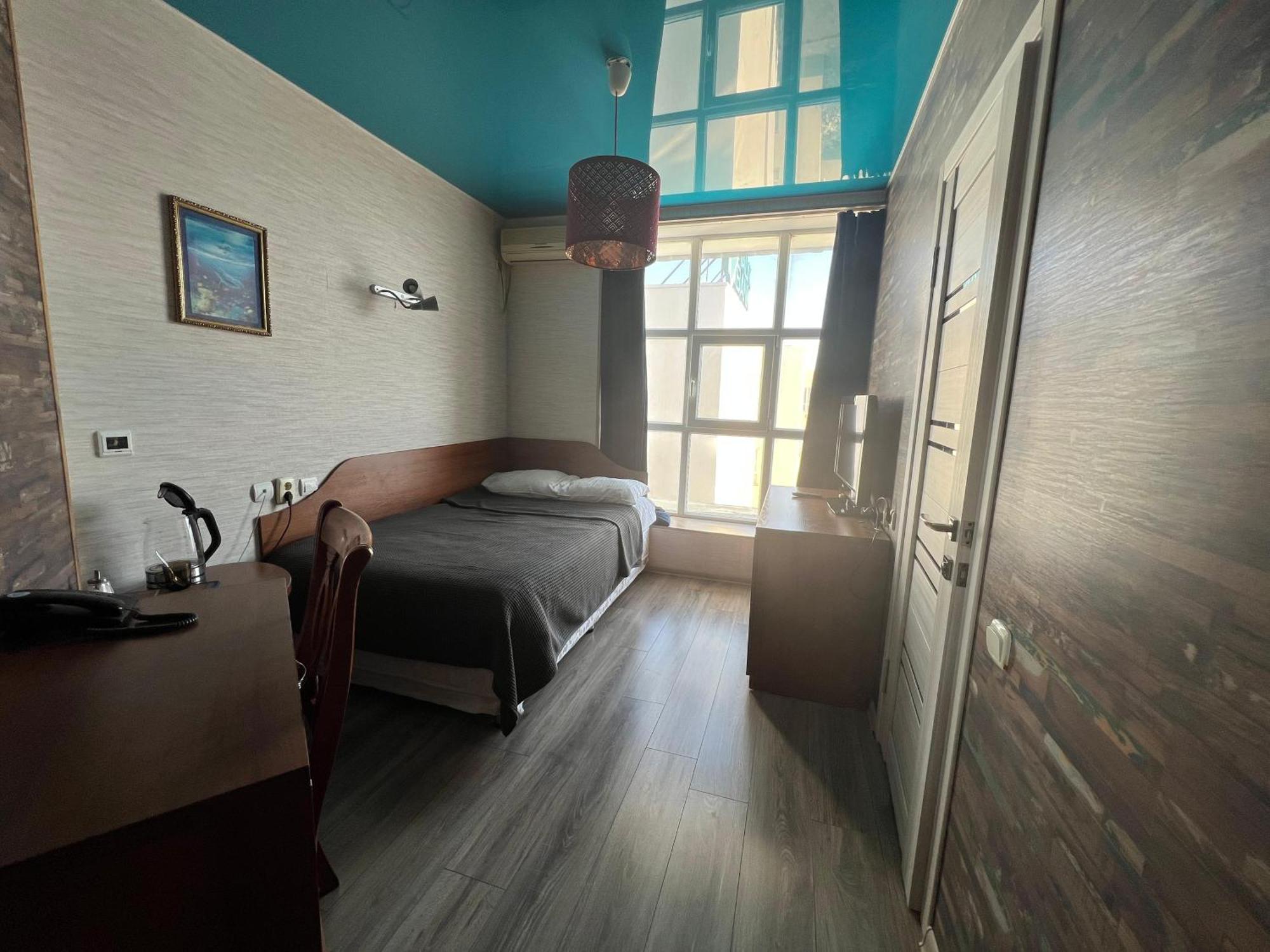 Three Dolphins Hotel Актау Екстер'єр фото